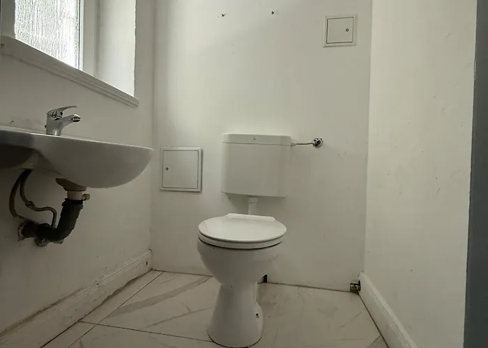 Cici Monteurunterkuenfte Fuer Handwerker 阿尔特纳